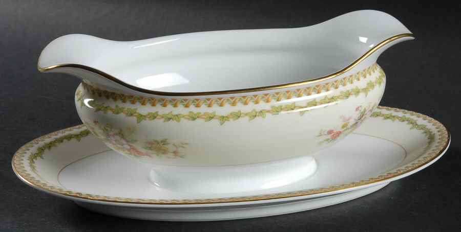 Alcona Gravy Boat with Attached Underplate by Noritake-1