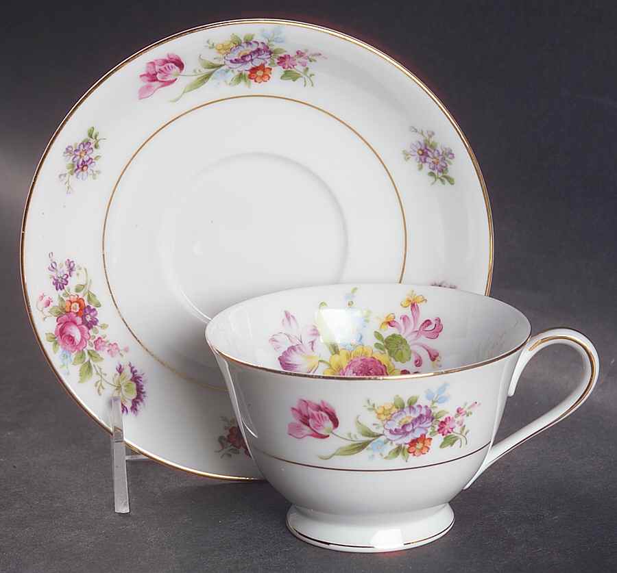 Aldea Footed Cup & Saucer Set by Noritake-1
