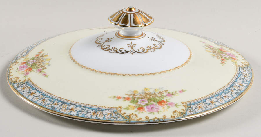 Alexis Lid for Round Vegetable by Noritake-1