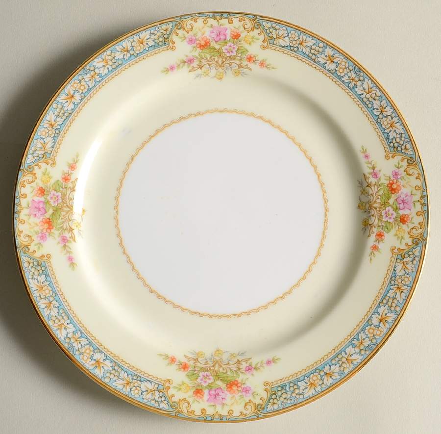 Alexis Luncheon Plate by Noritake-1