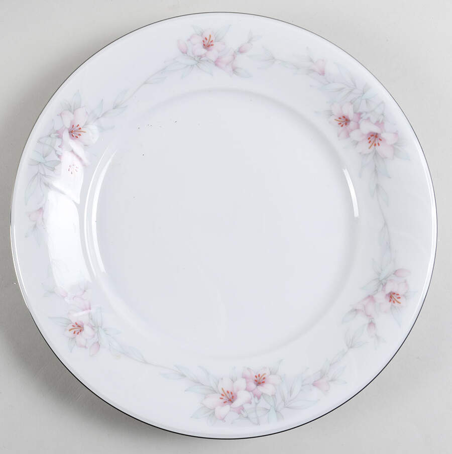 Alexandria 12" Chop Plate (Round Platter) by Noritake-1