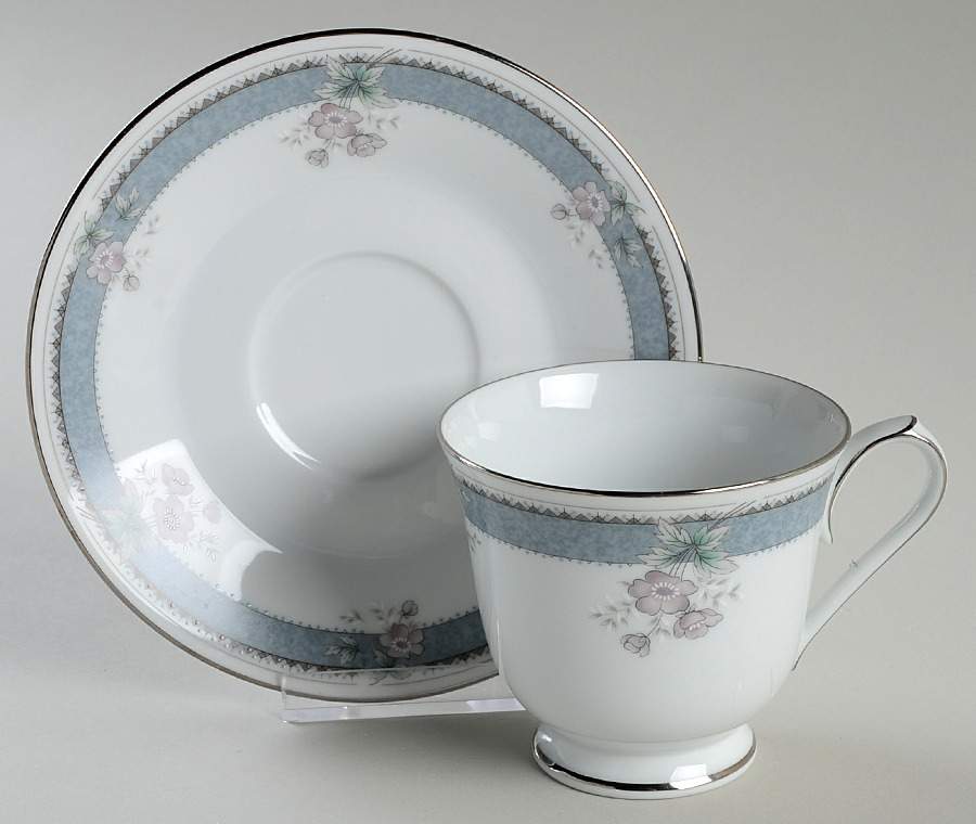 Alhambra Footed Cup & Saucer Set by Noritake-1