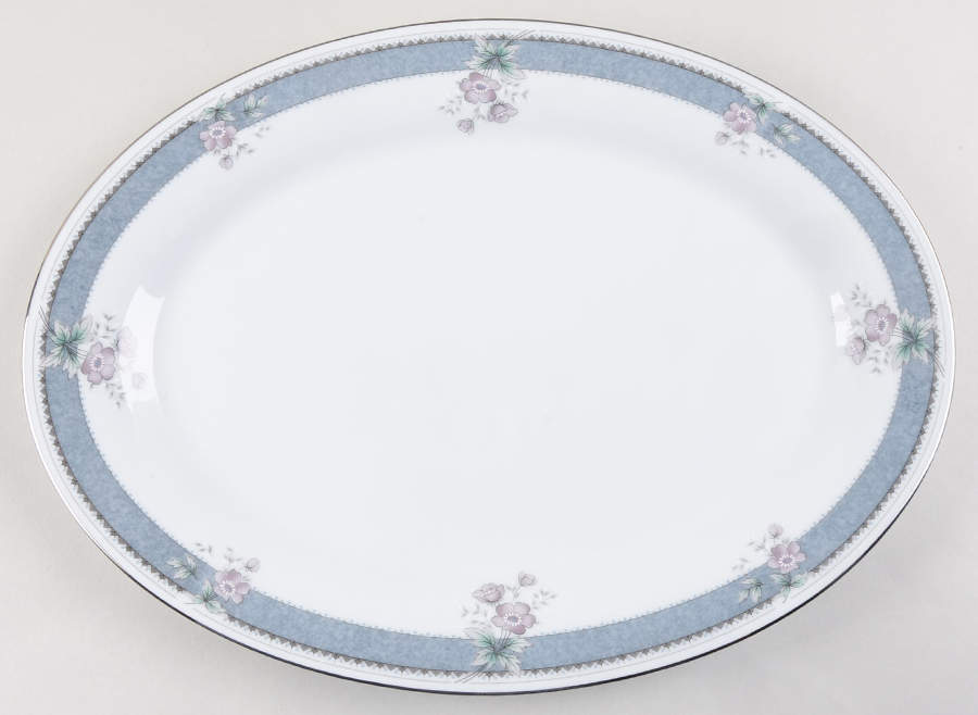 Alhambra 14" Oval Serving Platter by Noritake-1