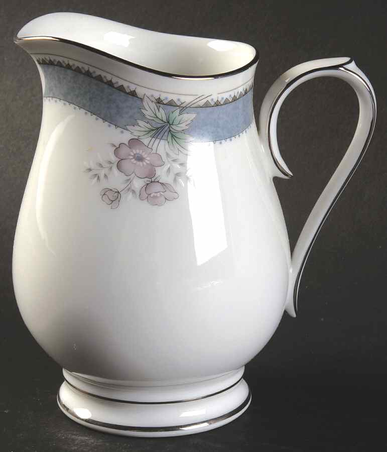 Alhambra Creamer by Noritake-1
