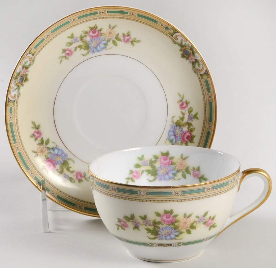 Alicia Oversized Cup & Saucer Set by Noritake-1