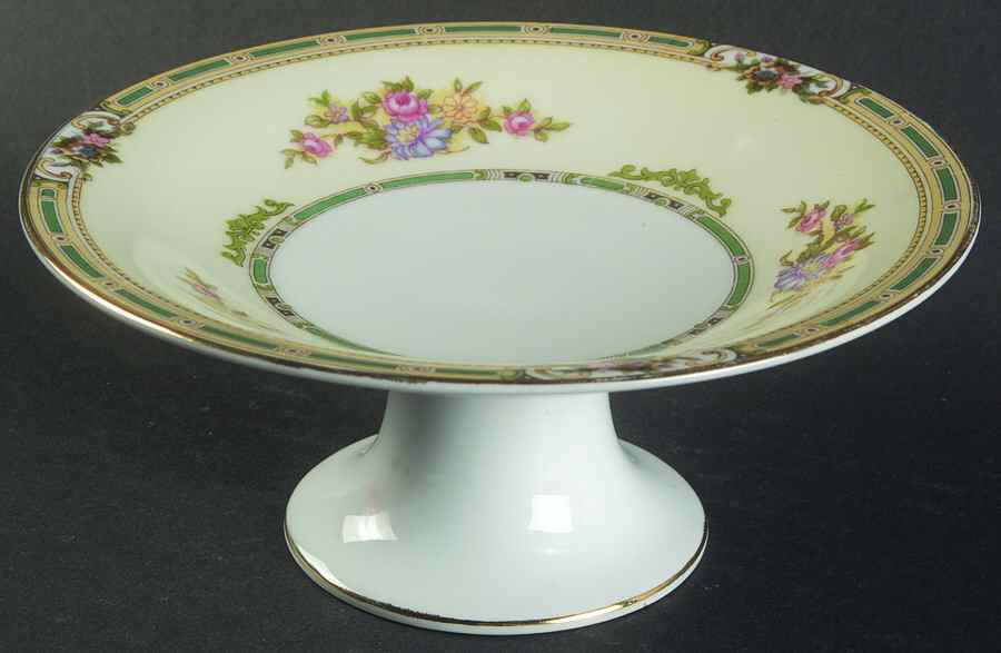 Alicia Round Compote (Height X Width) by Noritake-1