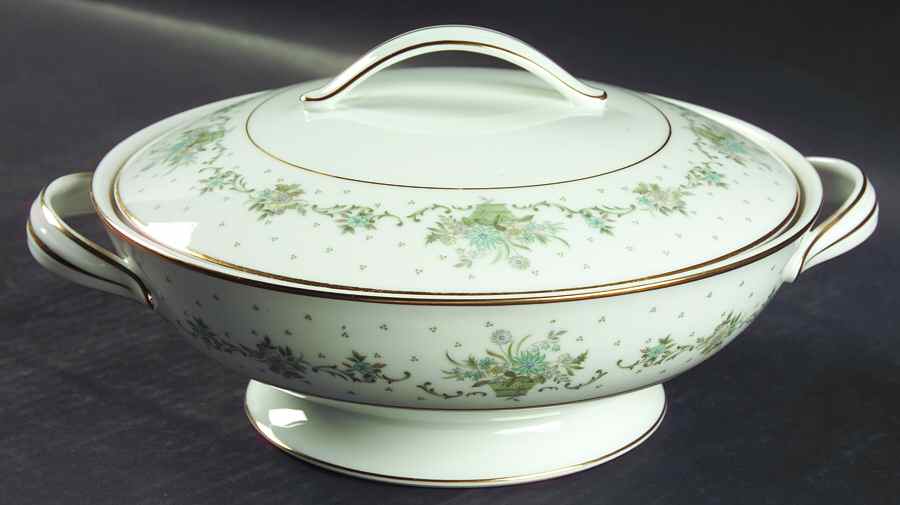 Allston Round Covered Vegetable by Noritake-1