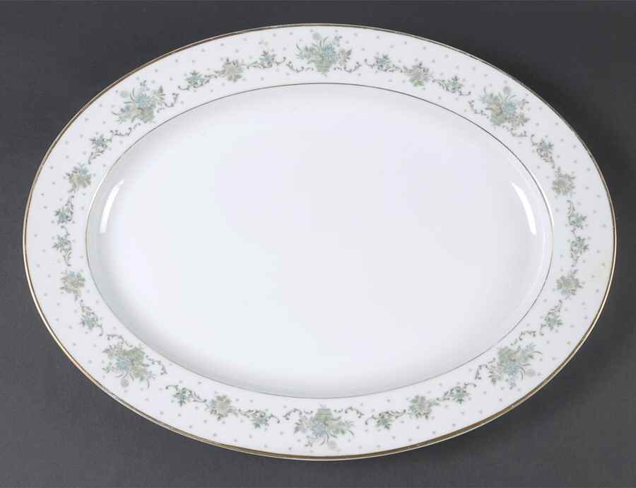 Allston 16" Oval Serving Platter by Noritake-1