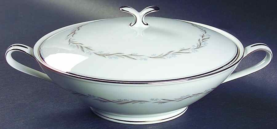 Almont Round Covered Vegetable by Noritake-1