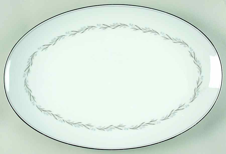 Almont 16" Oval Serving Platter by Noritake-1