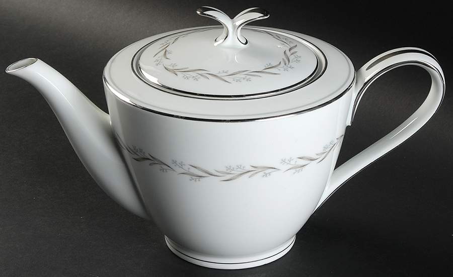 Almont Teapot & Lid by Noritake-1