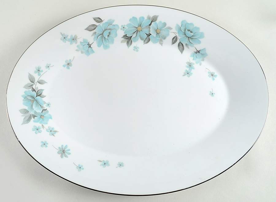 Alouette 16" Oval Serving Platter by Noritake-1