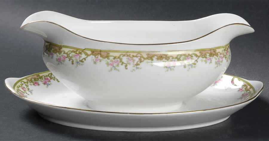 Alsace Gravy Boat with Attached Underplate by Noritake-1