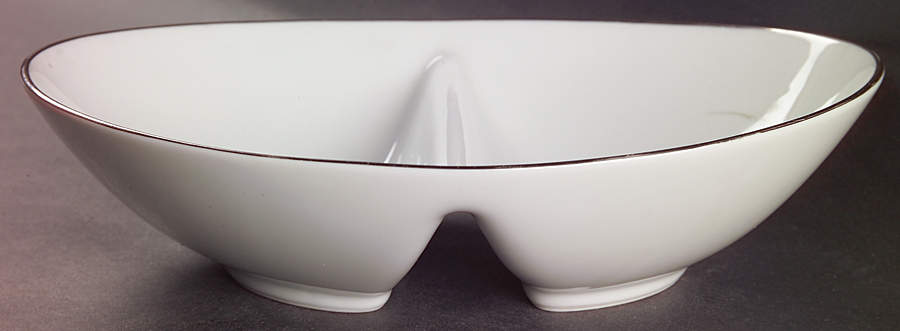 Altadena 10" Oval Divided Vegetable Bowl by Noritake-1