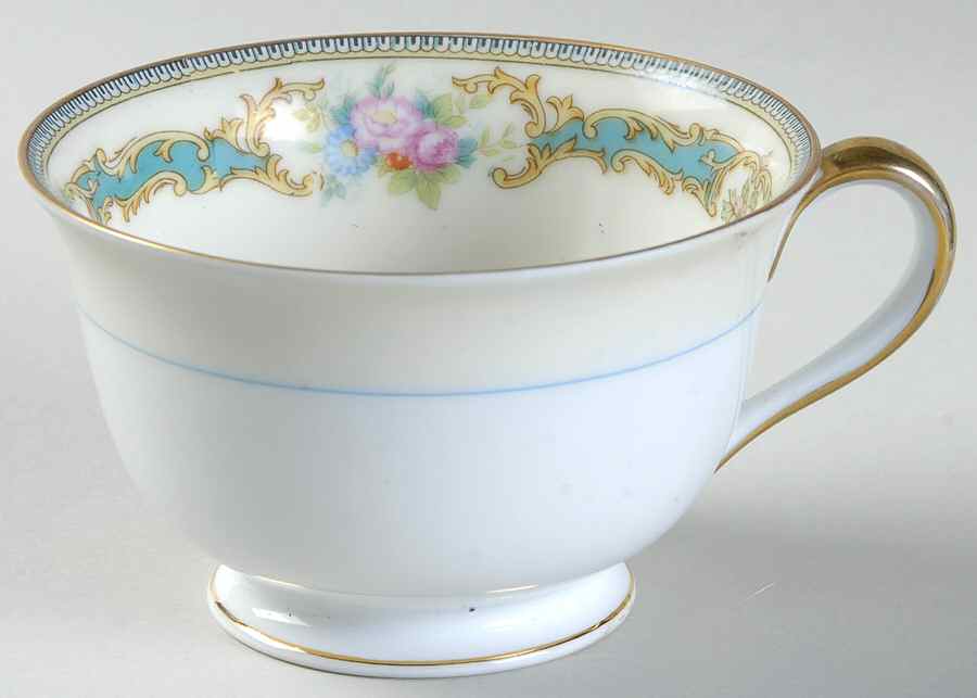 Althea Oversized Cup by Noritake-1
