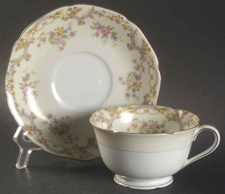 Alvadore Footed Cup & Saucer Set by Noritake-1