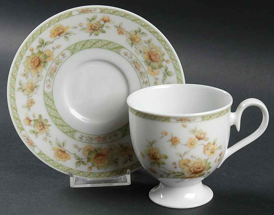 Amapola Footed Cup & Saucer Set by Noritake-1