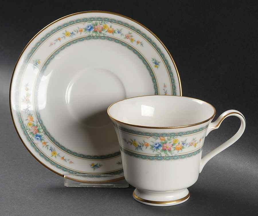 Amenity Footed Cup & Saucer Set by Noritake-1