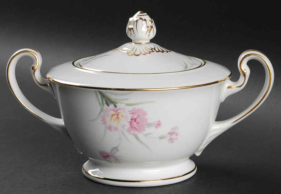 Amherst Gold Trim Sugar Bowl & Lid by Noritake-1