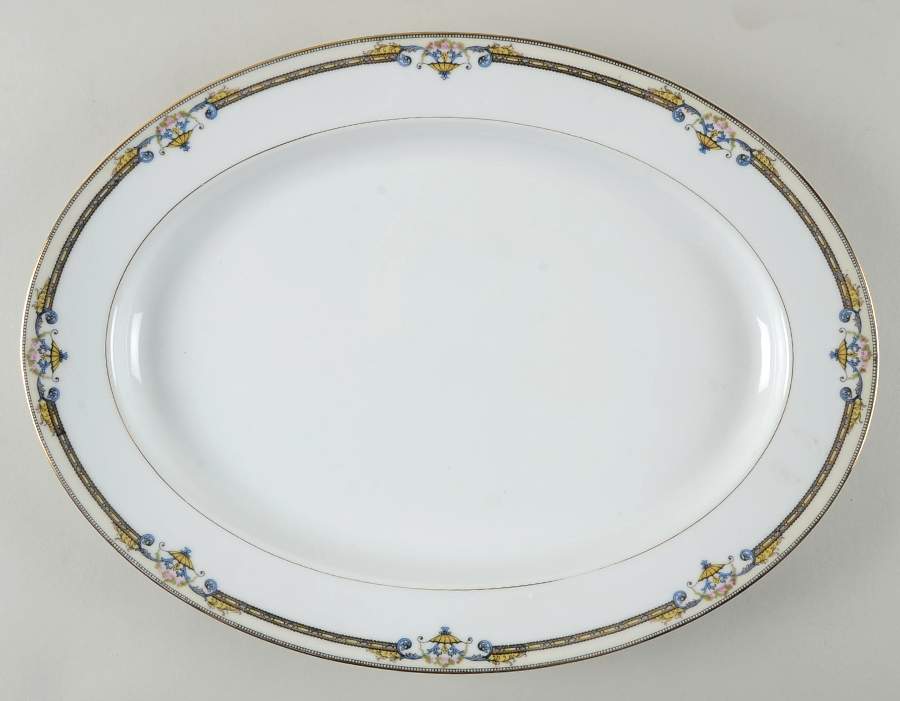 Amiston 16" Oval Serving Platter by Noritake-1