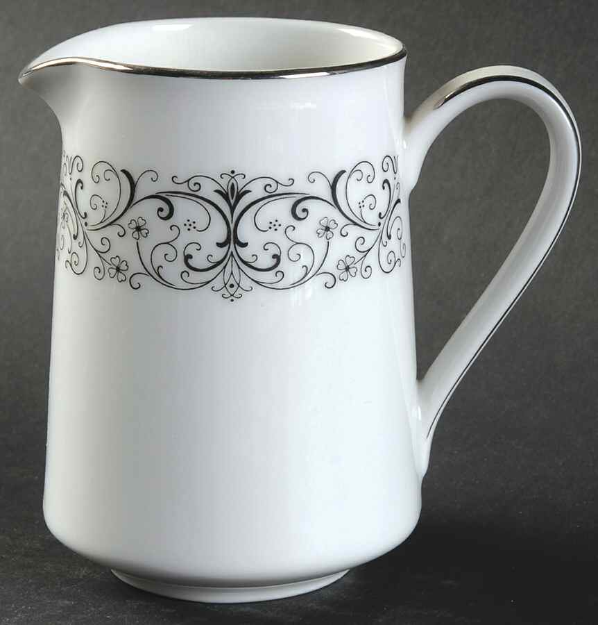 Amor Creamer by Noritake-1