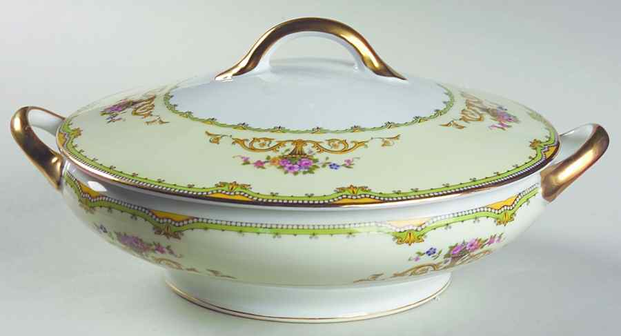 Amorosa Round Covered Vegetable by Noritake-1