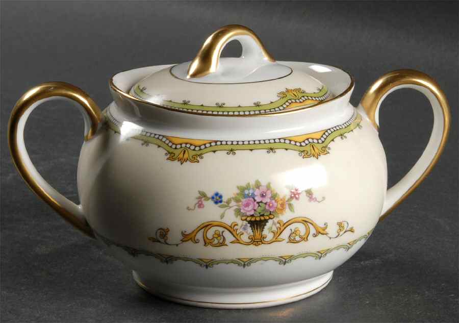 Amorosa Sugar Bowl & Lid by Noritake-1