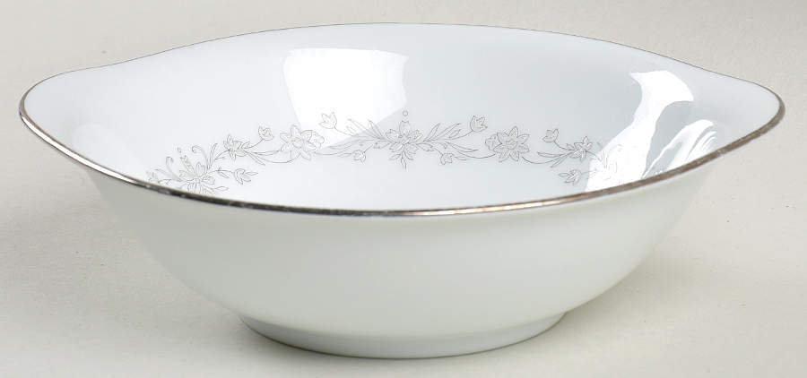 Amy Lugged Cereal Bowl by Noritake-1
