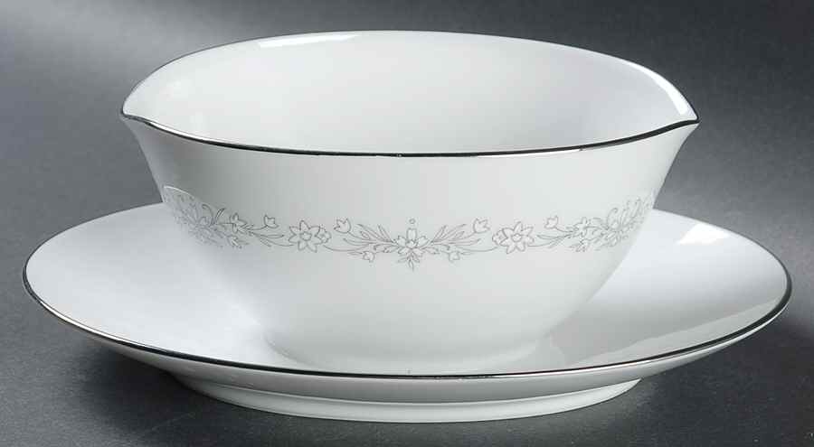 Amy Gravy Boat with Attached Underplate by Noritake-1