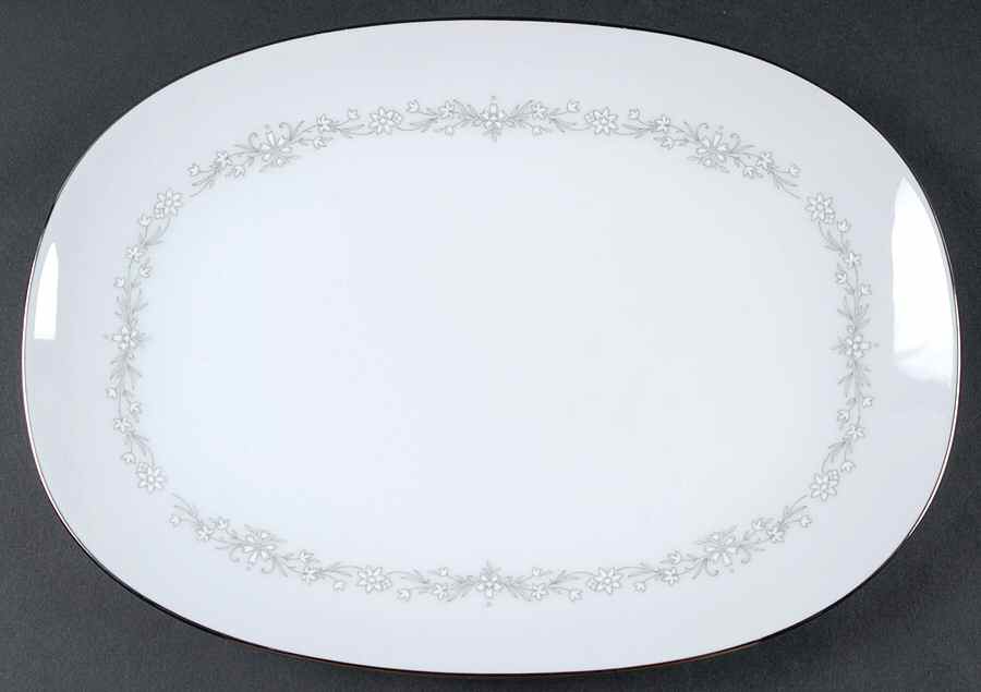 Amy 11" Oval Serving Platter by Noritake-1