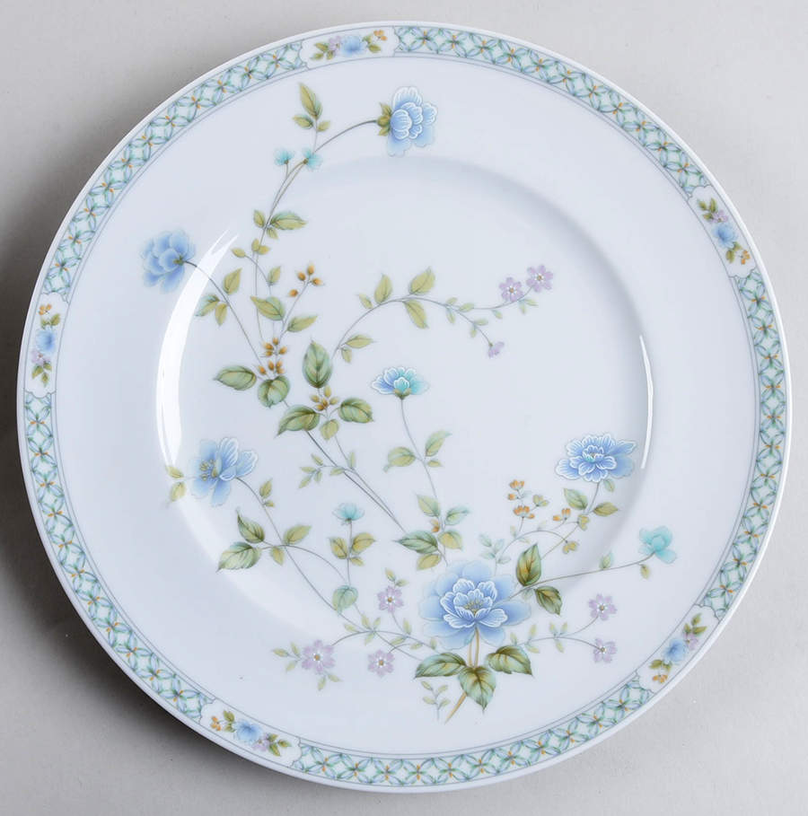 Angel D'Amour Dinner Plate by Noritake-1