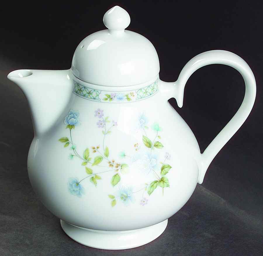 Angel D'Amour Teapot & Lid by Noritake-1