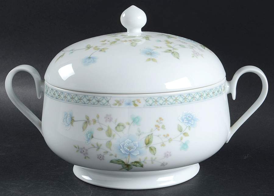 Angel D'Amour Tureen &  Lid by Noritake-1