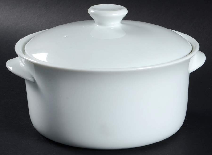 Angela White 1 Qt Round Covered Casserole by Noritake-1
