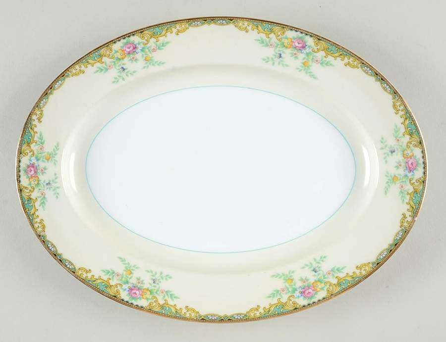 Anita Gravy Boat with Attached Underplate by Noritake-1