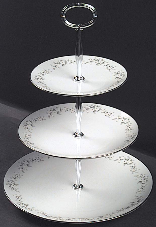 Annabelle 13 7/8"-14 1/4" 3-Tiered Serving Tray(DP,SP,BB) HC by Noritake-1