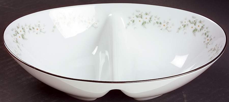 Annabelle 10" Oval Divided Vegetable Bowl by Noritake-1