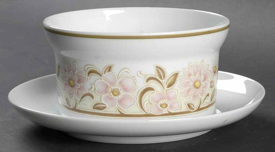 Antigua Gravy Boat with Attached Underplate by Noritake-1