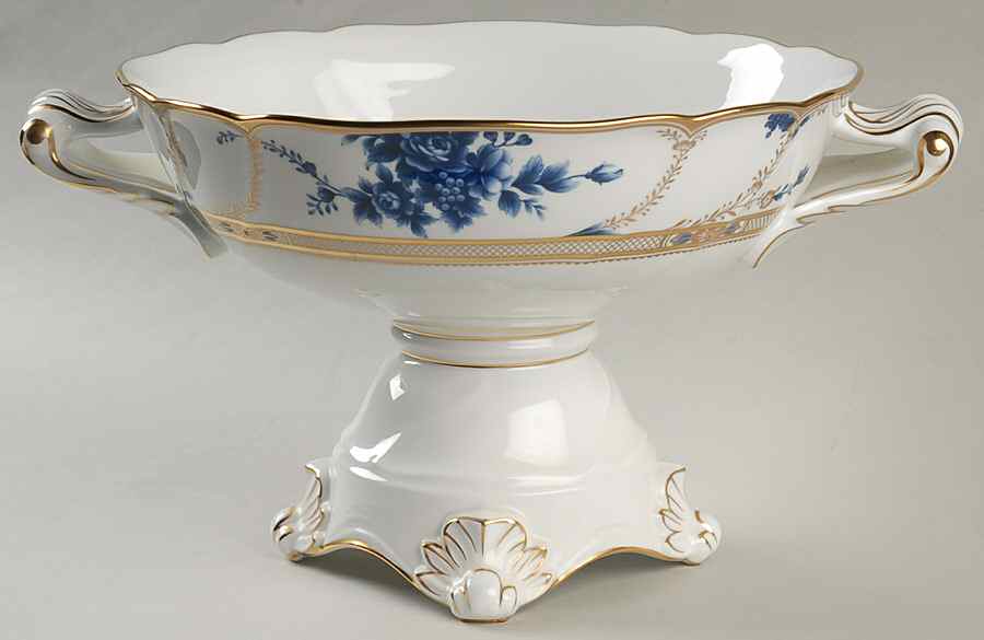 Antiquity Centerpiece by Noritake-1