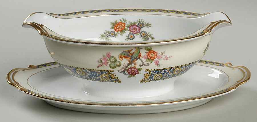 Aphrodite Gravy Boat with Attached Underplate by Noritake-1