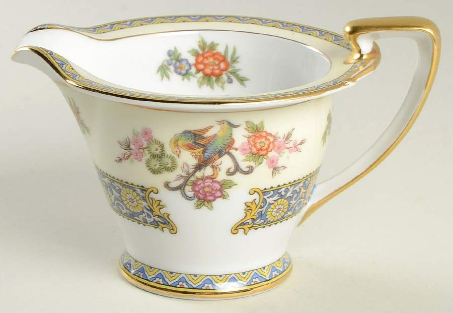 Aphrodite Creamer by Noritake-1