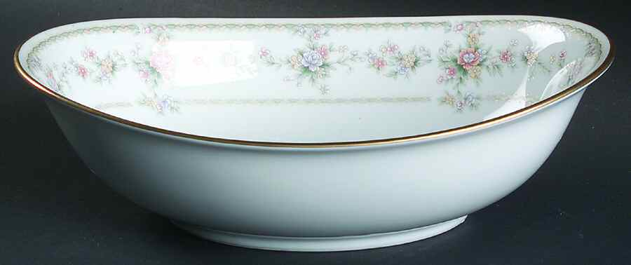 Applique 9" Oval Vegetable Bowl by Noritake-1
