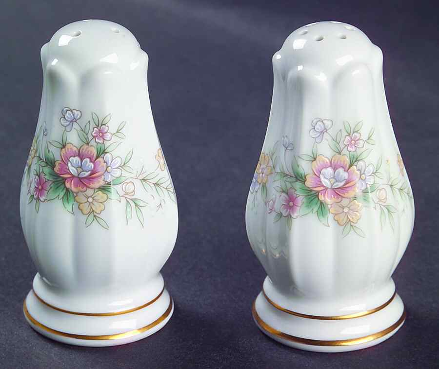 Applique Salt & Pepper Set by Noritake-1