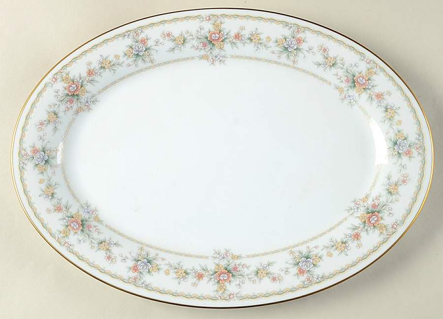 Applique 12" Oval Serving Platter by Noritake-1