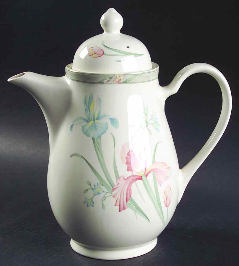 April Sky Tea/Coffee Pot & Lid by Noritake-1