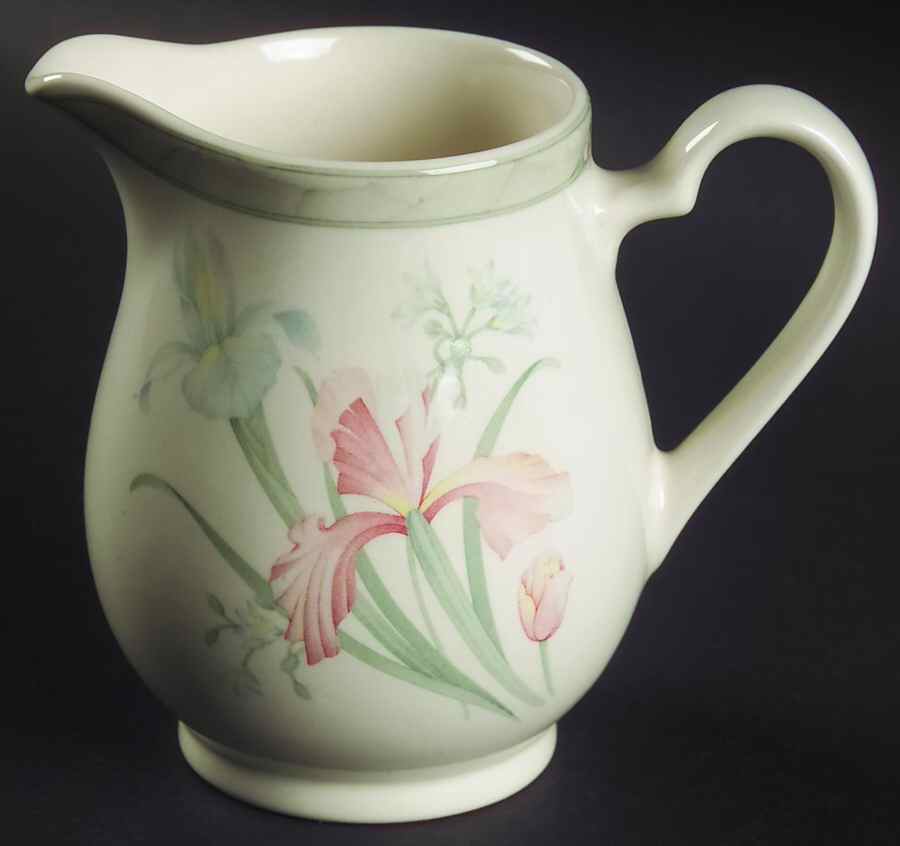 April Sky Creamer by Noritake-1