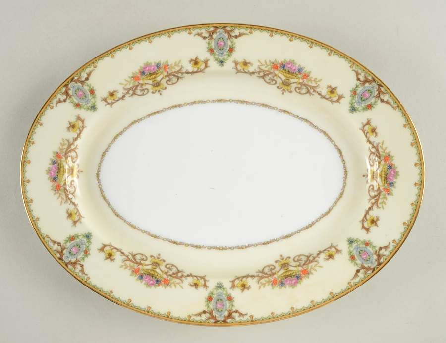 Arabella 11" Oval Serving Platter by Noritake-1