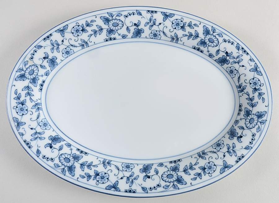 Arcadia 14" Oval Serving Platter by Noritake-1