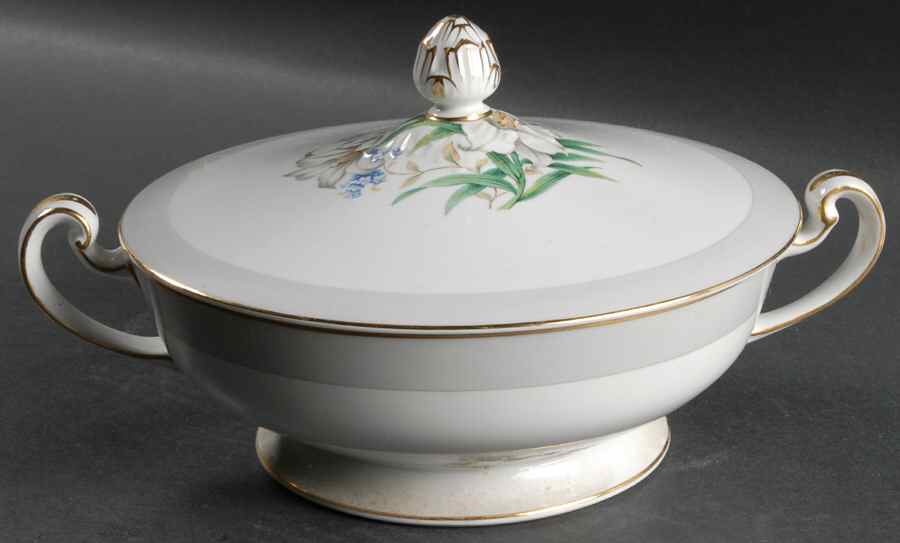 Arcadia Round Covered Vegetable by Noritake-1