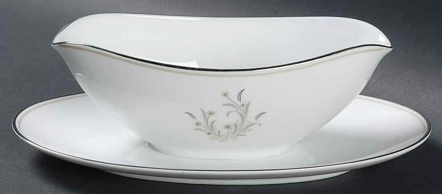 Ardis Gravy Boat with Attached Underplate by Noritake-1